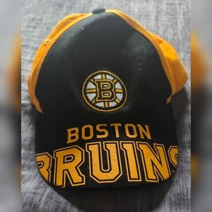 NHL Boston Bruins Kids Hat - Black and Gold